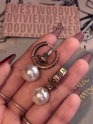 Pendientes vintage diseño Perlas Orbe Saturno