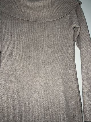 Vestido de lana beige largo