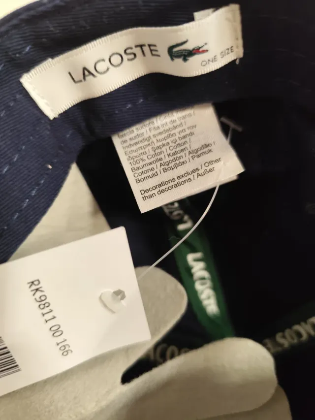 Lights weight Cap LACOSTE SPORT. T-U