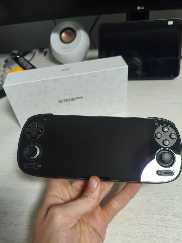 Retroid Pocket 5 Negra Nueva