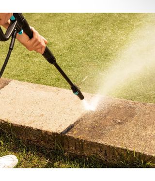 Hidrolimpiadora a presión con accesorios