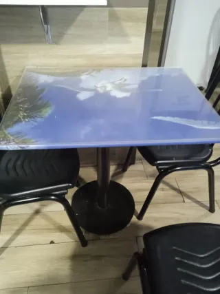 4 Tavoli da Bar con Stampe