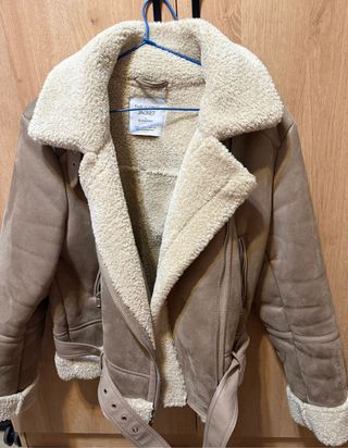 Cazadora Biker Stradivarius Beige Talla L