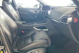 Jaguar F-Pace 2.0L i4D AWD Automatico RSport