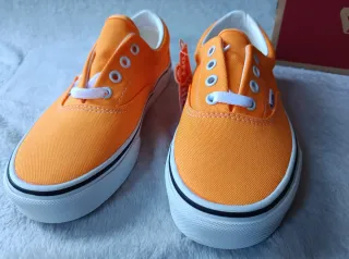 Vans Era Naranja y Blanco