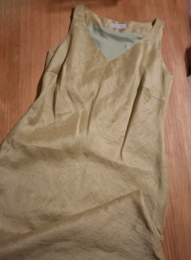 Vestido verde oliva tela