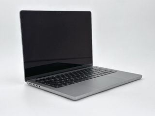 MacBook Pro 14" (2021) M1 PRO 10 CPU/16 GPU núcleos - SSD 1TB - 16GB RAM
