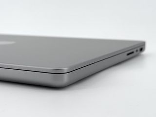 MacBook Pro 14" (2021) M1 PRO 10 CPU/16 GPU núcleos - SSD 1TB - 16GB RAM