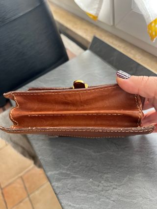 Pochette in pelle marrone