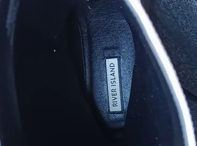 Botas River Island Blancas y Negras