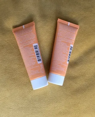 2 x Elemis Superfood AHA Cleansing Butter.