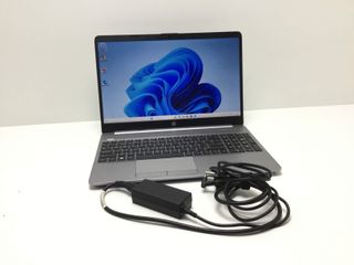 pc portatil hp 255 g8