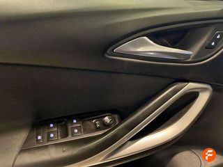 Opel Astra 1.2T SHT 96kW (130CV) Business Elegance