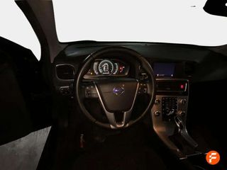 Volvo V60 2.0 D3 Momentum Auto