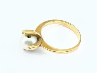 anillo oro 18k con piedra con perla