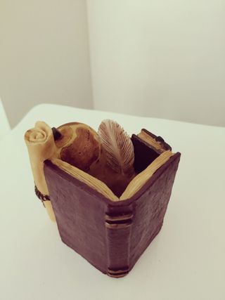 Conjunto "Biblioteca" relógio e porta lápis