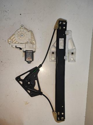 242997 8x4839461a elevalunas audi a1 attraction