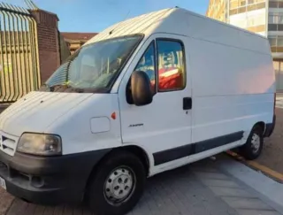 Furgoneta . Auto caravana