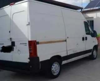 Furgoneta . Auto caravana