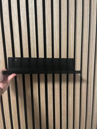 Estante panel acústico metal y madera