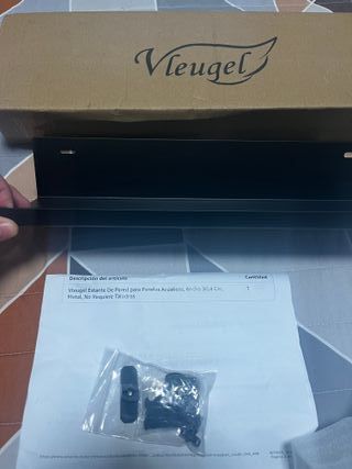 Estante panel acústico metal y madera