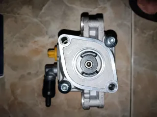 Bomba Hidráulica BMW