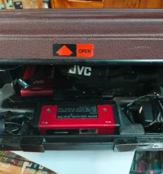Videocámara JVC VideoMovie VHS-C