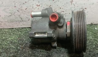 Bomba de dirección opel 1065092 26016947 calibra