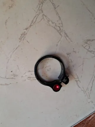 Abrazadera tija BERRIA sillín bicicleta