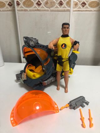 Submarino y Muñeco Action Man