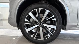 VOLVO XC90 2.0 T8 PHEV CORE RECHARGE AWD AT 5P 7 Plazas