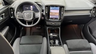 VOLVO XC40 2.0 B3 PLUS DARK AUTO 5P