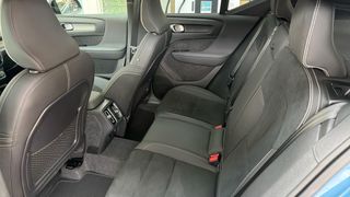 VOLVO XC40 2.0 B3 PLUS DARK AUTO 5P