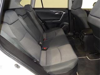 TOYOTA Rav4 2.5l 220H Advance