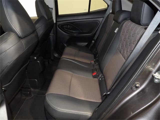 TOYOTA Yaris Cross 1.5 120H Style PLUS