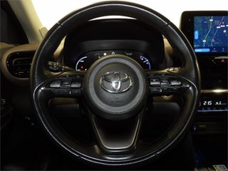 TOYOTA Yaris Cross 1.5 120H Style PLUS