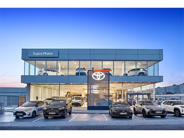 TOYOTA Yaris Cross 1.5 120H Style PLUS