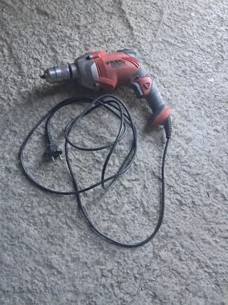 Taladro Black & Decker Rojo y Gris