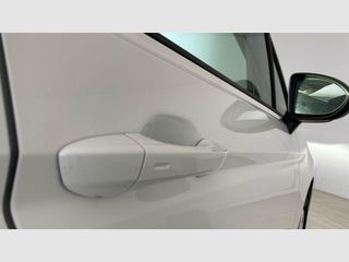 Volkswagen Touran Advance 2.0 TDI 90kW (122CV)