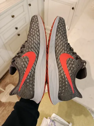 Nike Zoom Pegasus 35 Grigio Rosso