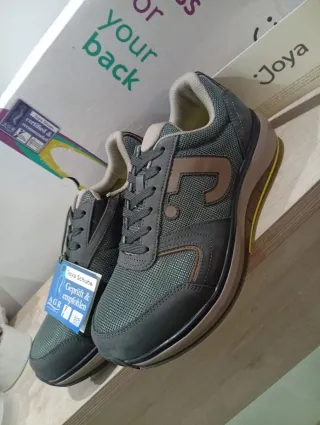 Zapatillas Joya Beige y Verde unisex nuevas