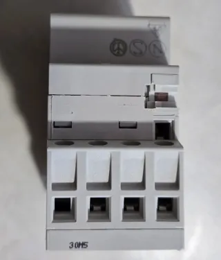 Contactor Merlin Gerin 3 polos/400V~ multi9 CT 25A