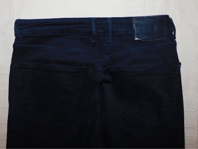 Pantalón vaquero azul oscuro
