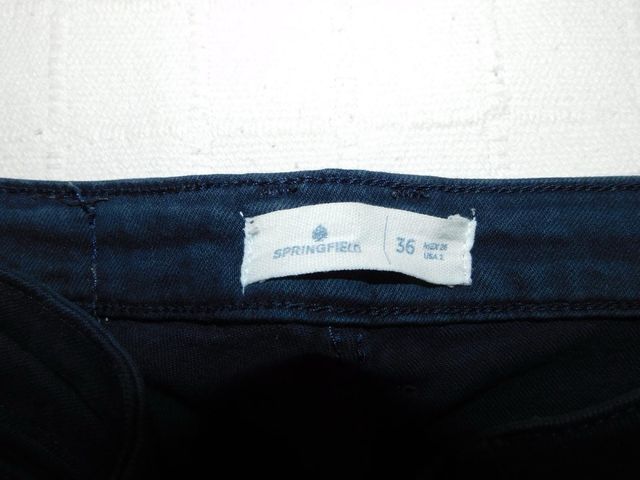 Pantalón vaquero azul oscuro