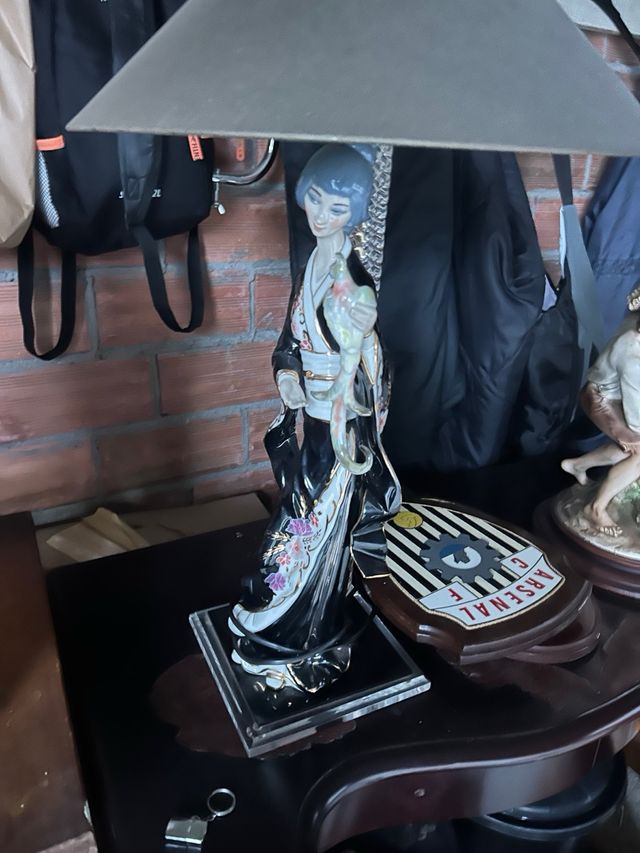 Lámpara de cerámica estilo oriental