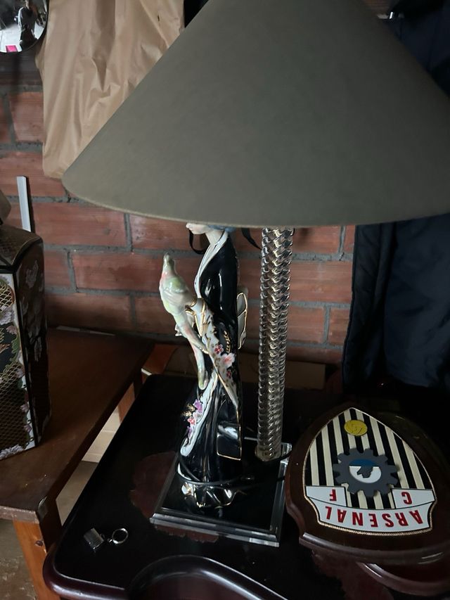 Lámpara de cerámica estilo oriental