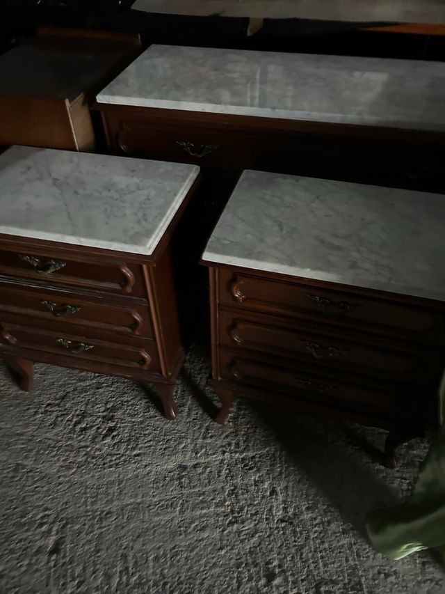 Mesita de noche madera y mármol