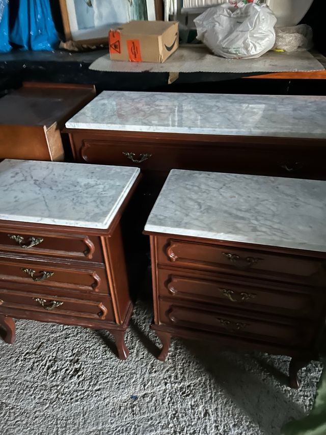 Mesita de noche madera y mármol