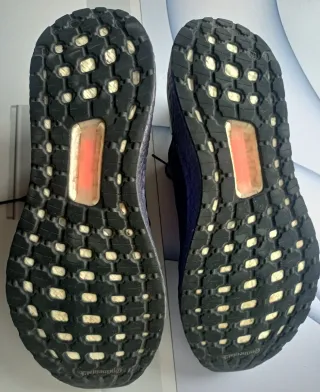 Adidas Ultraboost T 44.5 Hombre Negro/Morado