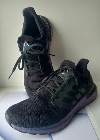 Adidas Ultraboost T 44.5 Hombre Negro/Morado